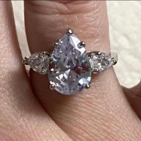 The Triple Teardrop Estate inspired 925 teardrop White Sapphire Ring sz 8 - Picture 2 of 8